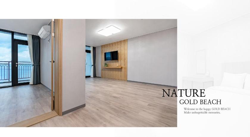 Gold Beach Resort photo