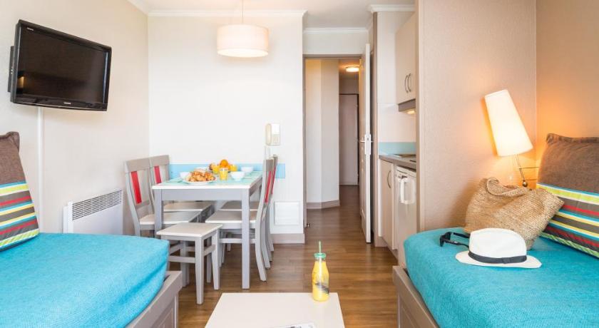 Image of One-Bedroom Apartment with Terrace or Balcony (5 People) - Sea View 4