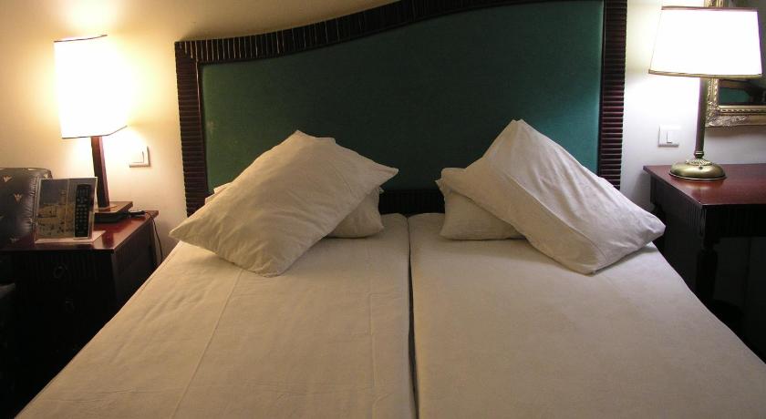 Image of Double or Twin Room 12