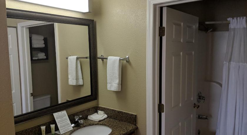 Staybridge Suites Grand Rapids-Kentwood