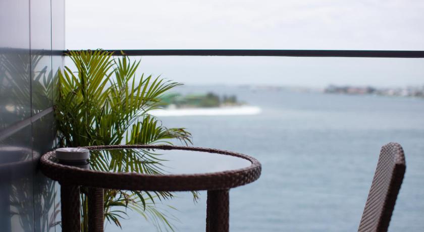 รูปของJunior Ocean View Suite (Free Return Airport Transfer & 10% off on Food & Beverage) 1