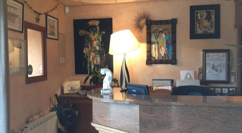 Le Relais de Moustiers photo