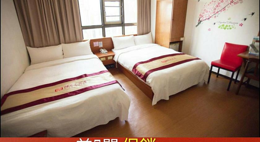 Image of Standard Quadruple Room 7