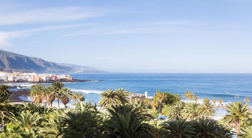 Perla's House Studio with incredible sea view photo