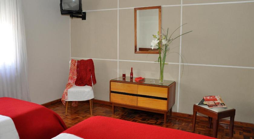 Image of Triple Room 10