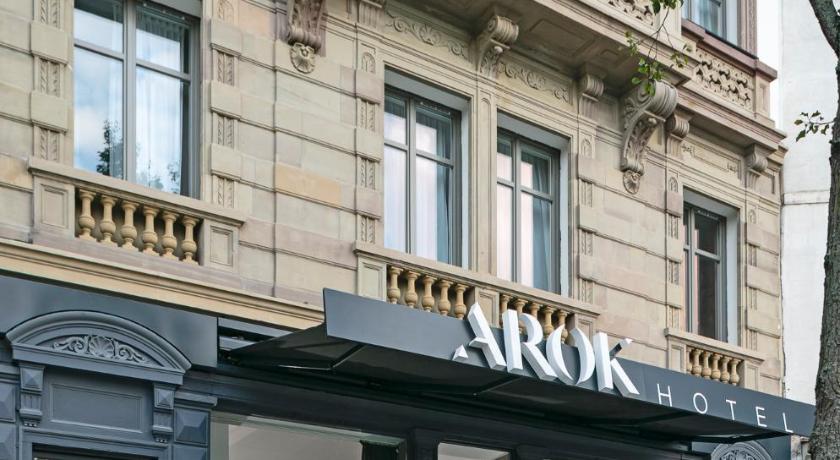 Hotel Arok