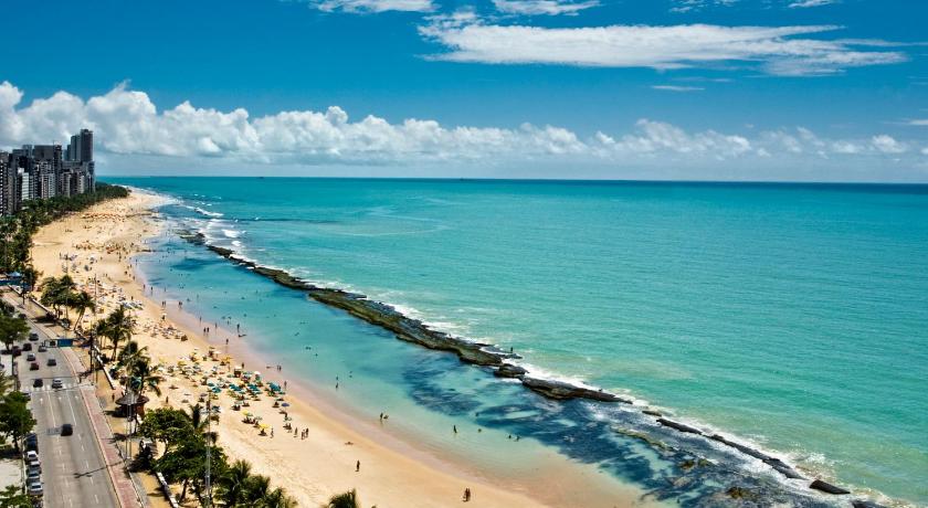 a beach with a view of the ocean, Hotel Atlante Plaza in Recife