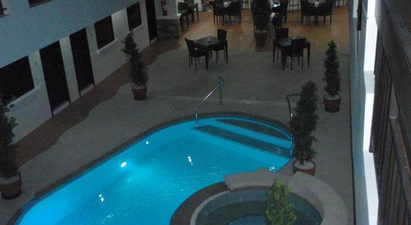 Boomerang Hotel photo