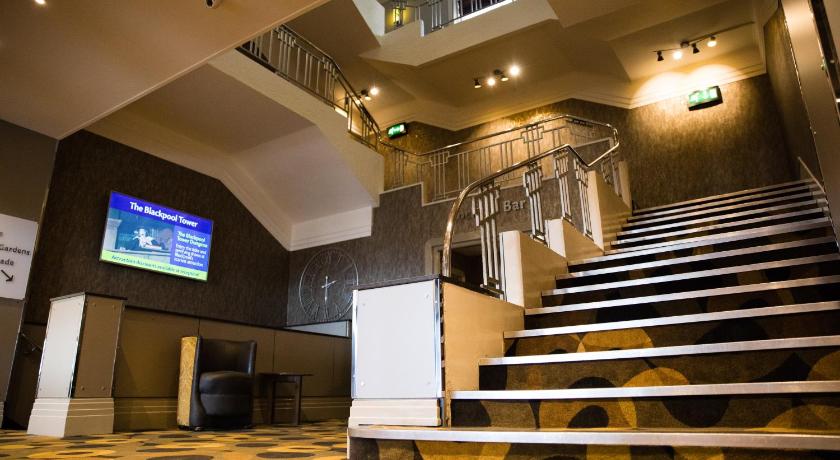 Best Price on Cliffs Hotel in Blackpool + Reviews!