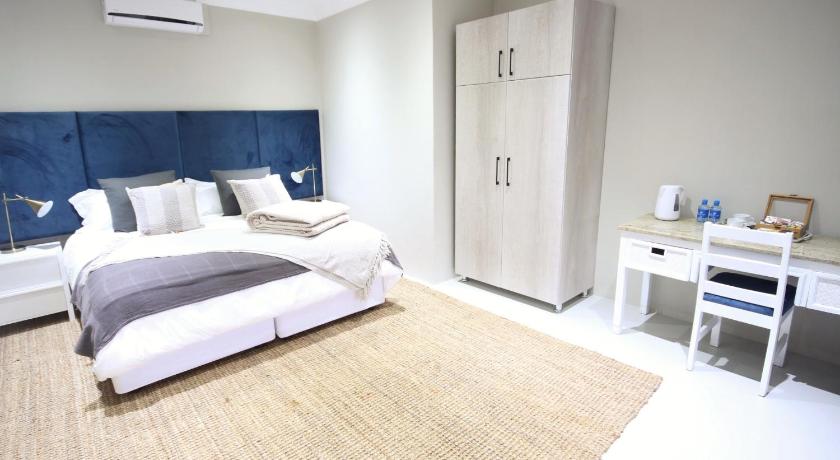 Image of King Room 7