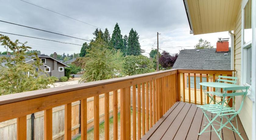 New Portland Neighborhood Studio photo
