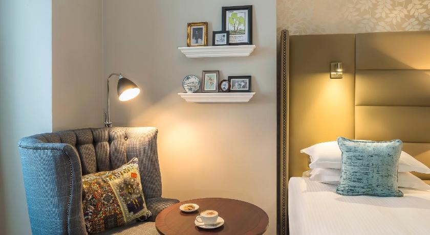 Image of Deluxe Room with Two Single Beds 15