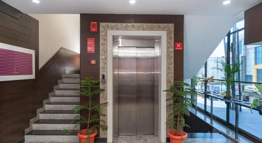 Hotel Sumi Palace - image 14