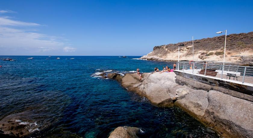 Apartments La Caleta Sunrises photo