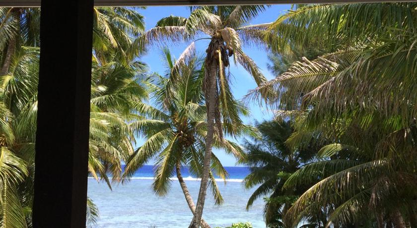Shoreline Escape Rarotonga photo