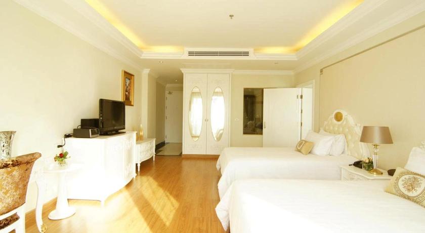 Image of Deluxe Twin Bed 14