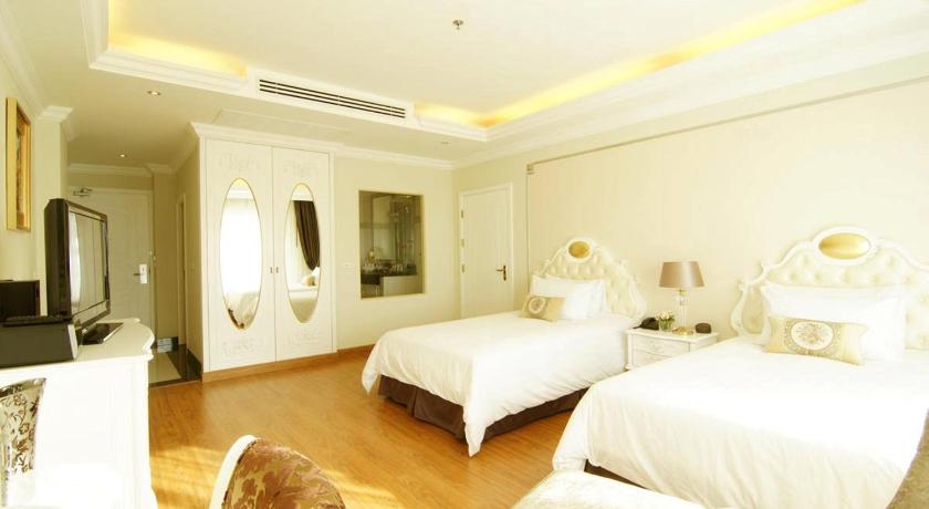 Image of Deluxe Twin Bed 12