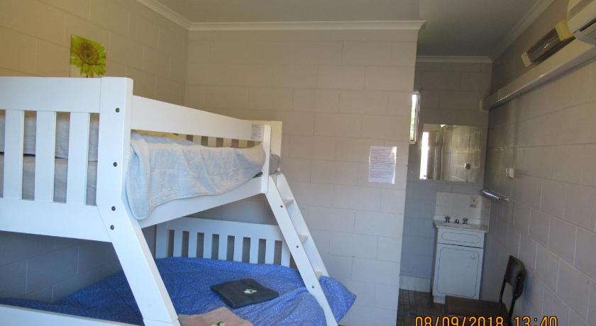 Rankins Springs Motel photo