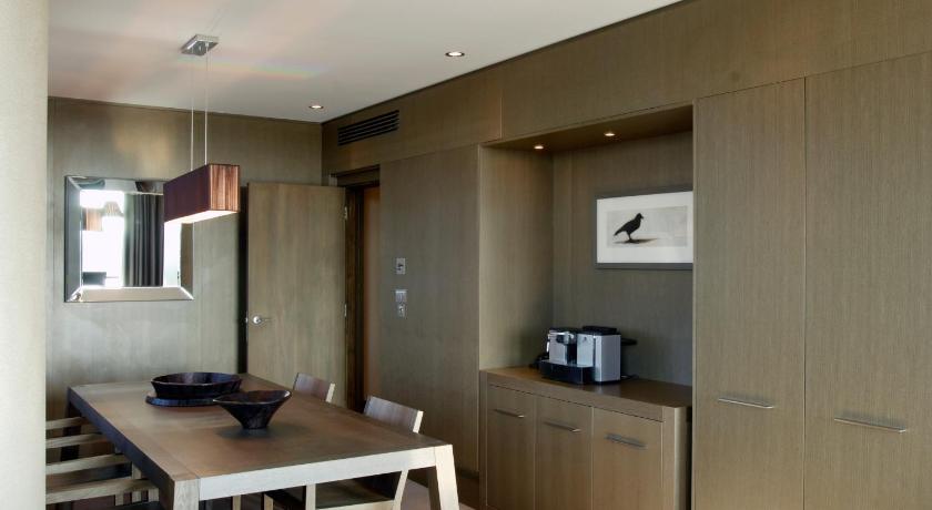 Image of Suite 12