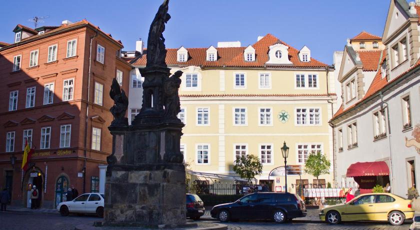 Charles Bridge Suites — Hotel in Prague