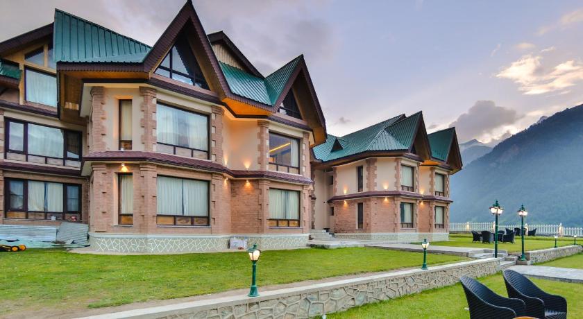 Hotel Village Walk photo