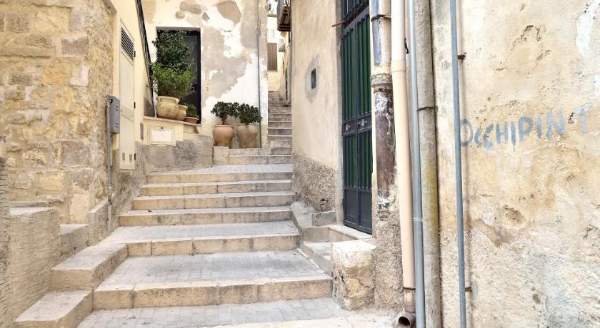 Modica Old Town Rooms - Self check-in photo