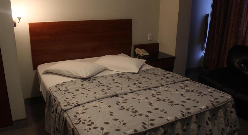 Hostal Bond photo
