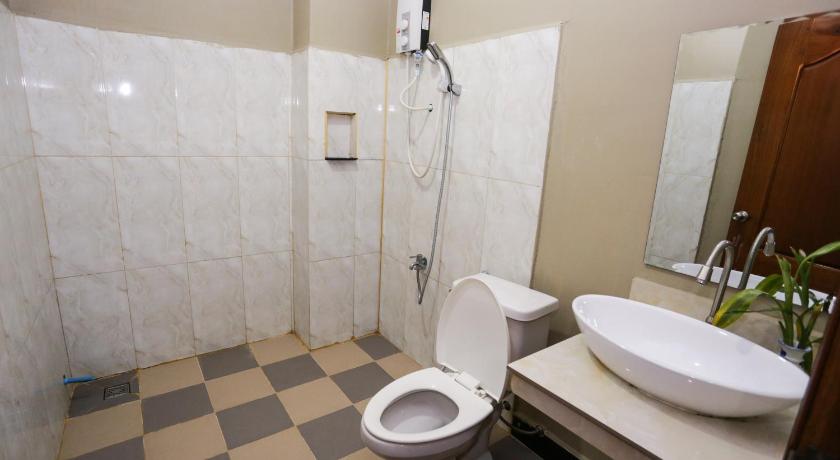 Image of Standard Twin Room 16