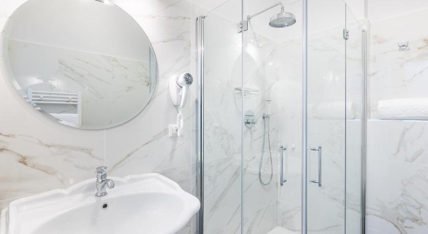 3110 ArtHotel photo