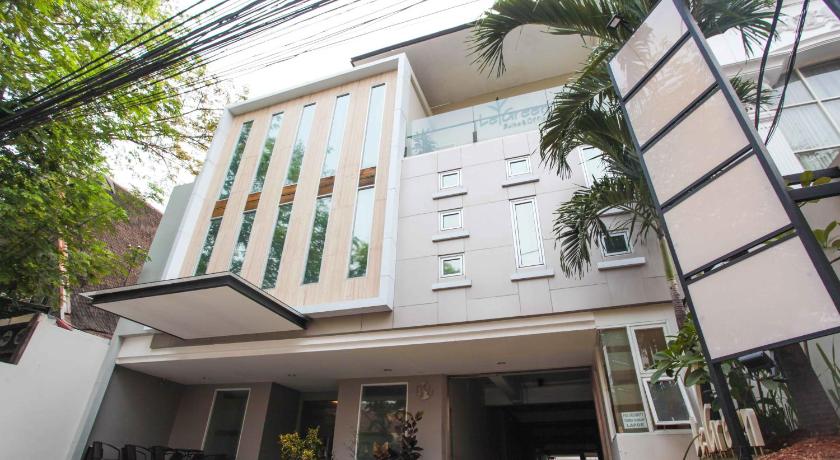 LeGreen Suite Kuningan photo