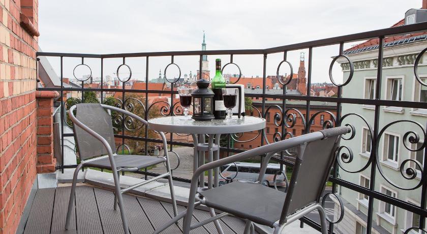 Living Apartments Poznan — Hotel in Poznan