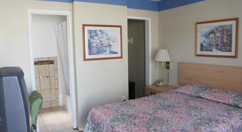 Budget Inn photo