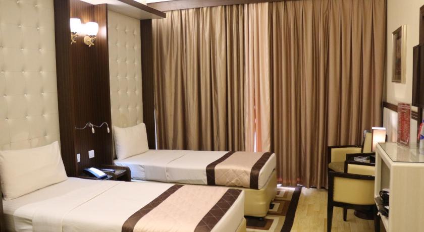 Image of Standard Double Room with Balcony 5