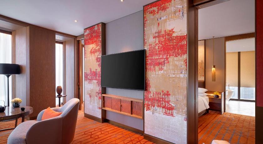 Image of Grand Suite King Room 5