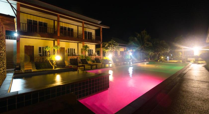 Sleep In Lanta Resort - image 4