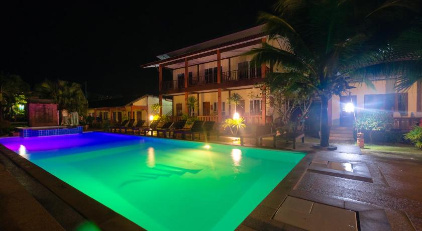 Sleep In Lanta Resort - image 17