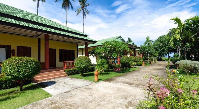Sleep In Lanta Resort - image 24