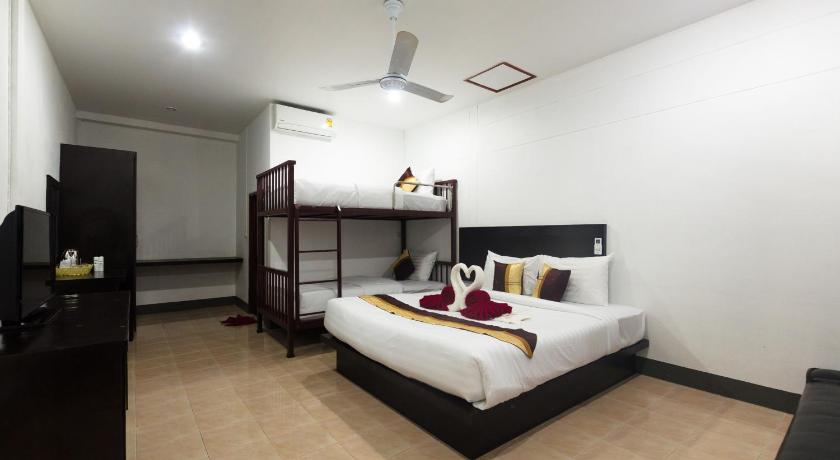Sleep In Lanta Resort - image 43