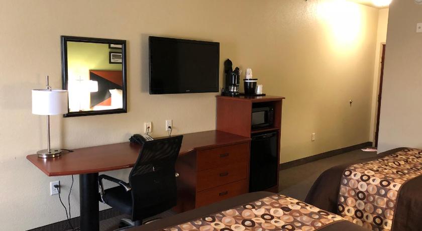 SureStay Plus Hotel by Best Western San Antonio SeaWorld