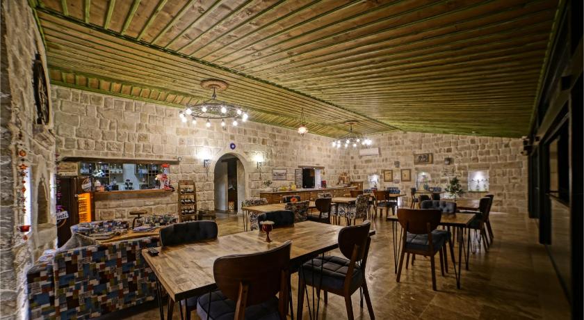 Mira Cappadocia Hotel (formerly Shah Mat Apart Hotel) Yukari Mah. 112