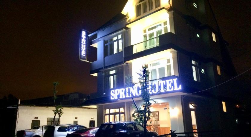 Spring Hotel – Dalat, KS