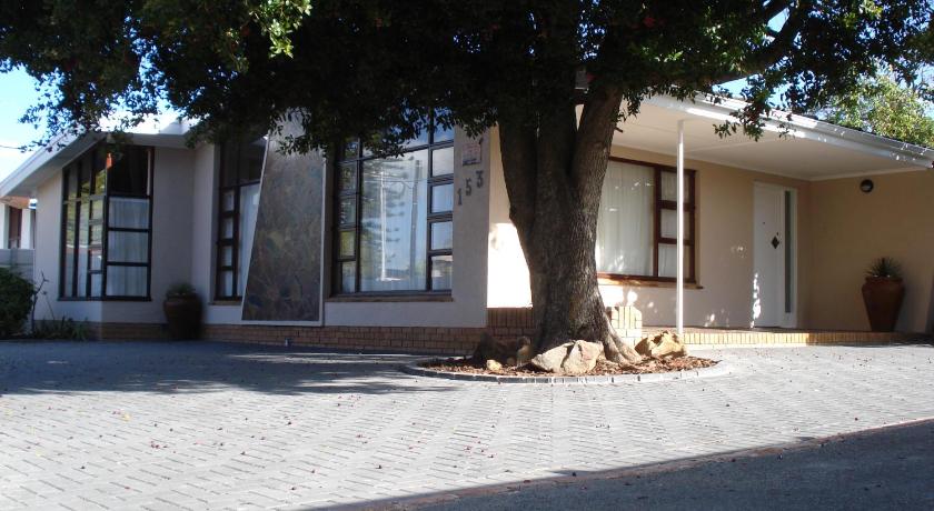 N-One Self Catering — Hotel in Cape Town