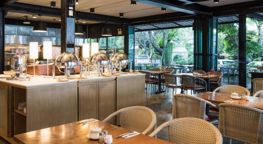 パタヤ Sandalay Resort Pattaya 4つ星 ホテル ロビー