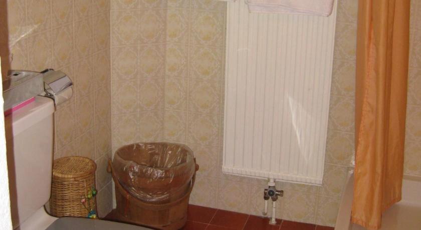 Garni Fluela Susch — Hotel in Zernez