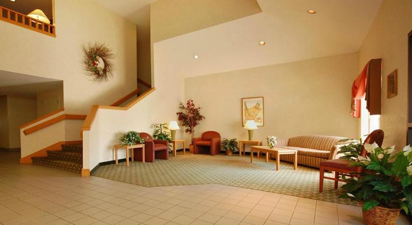 Syracuse Inn and Suites photo