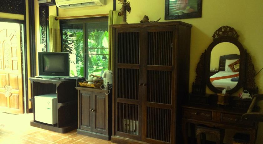 Image of Garden Room for 4 People 5