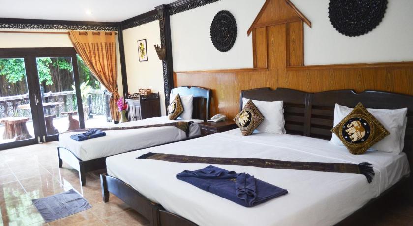 Image of Deluxe Room 2