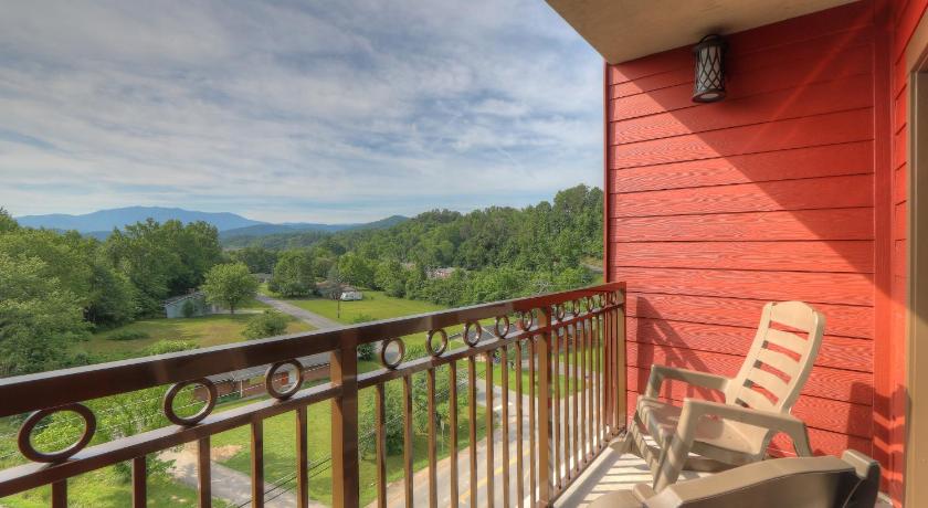 Image of Family Room with Mountain View 7