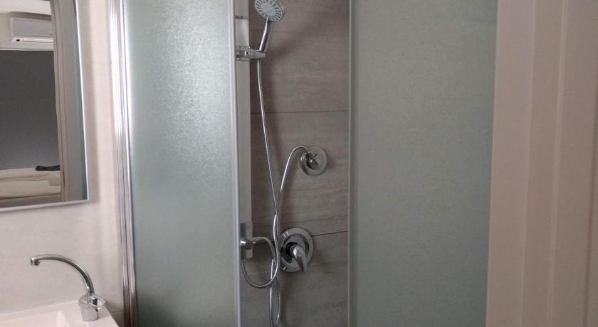Image of Double Room with View 2