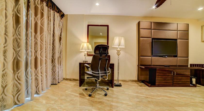 FabHotel Prime Sarala Crown